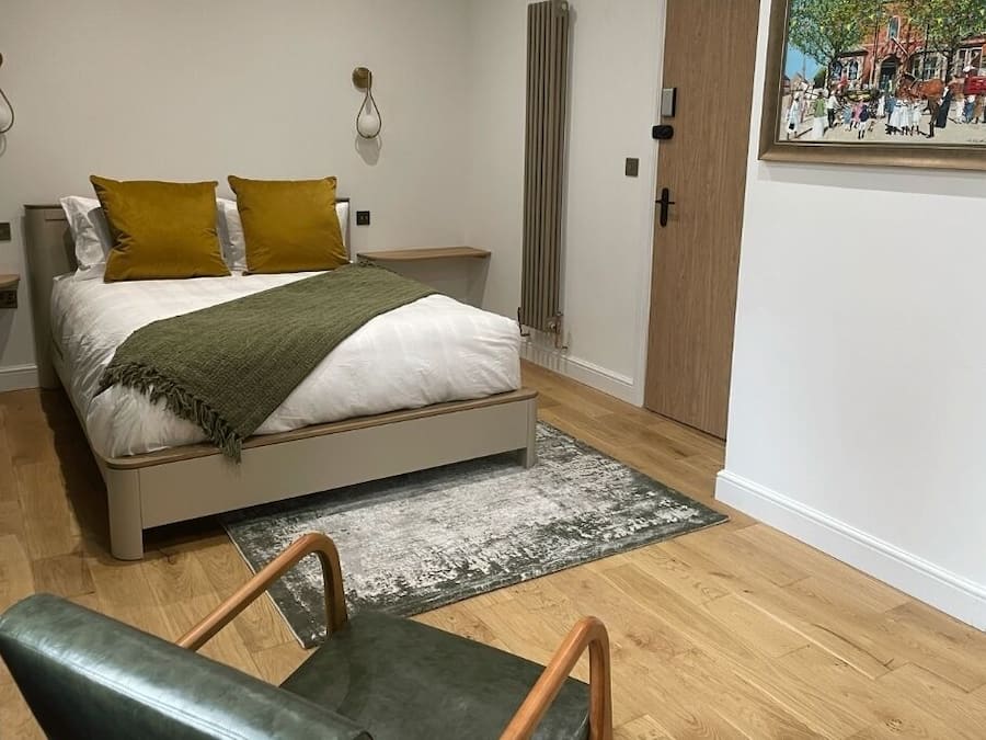 Standard Double Room | Free WiFi