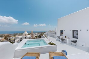 Terrace/patio - Aleanna Traditional Villa @ Fira 3-bedroom-3 bathroom (Thera Fira)