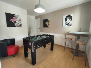 Game room - Maison familiale Cherbourg-Ping pong-Baby foot (Cherbourg-en-Cotentin)
