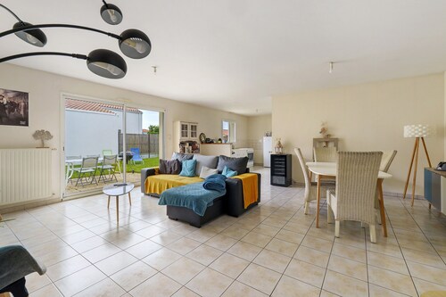 Holiday Home “Coeur vendéen - 16km from Puy du Fou” with Private Terrace, Garden & Wi-Fi