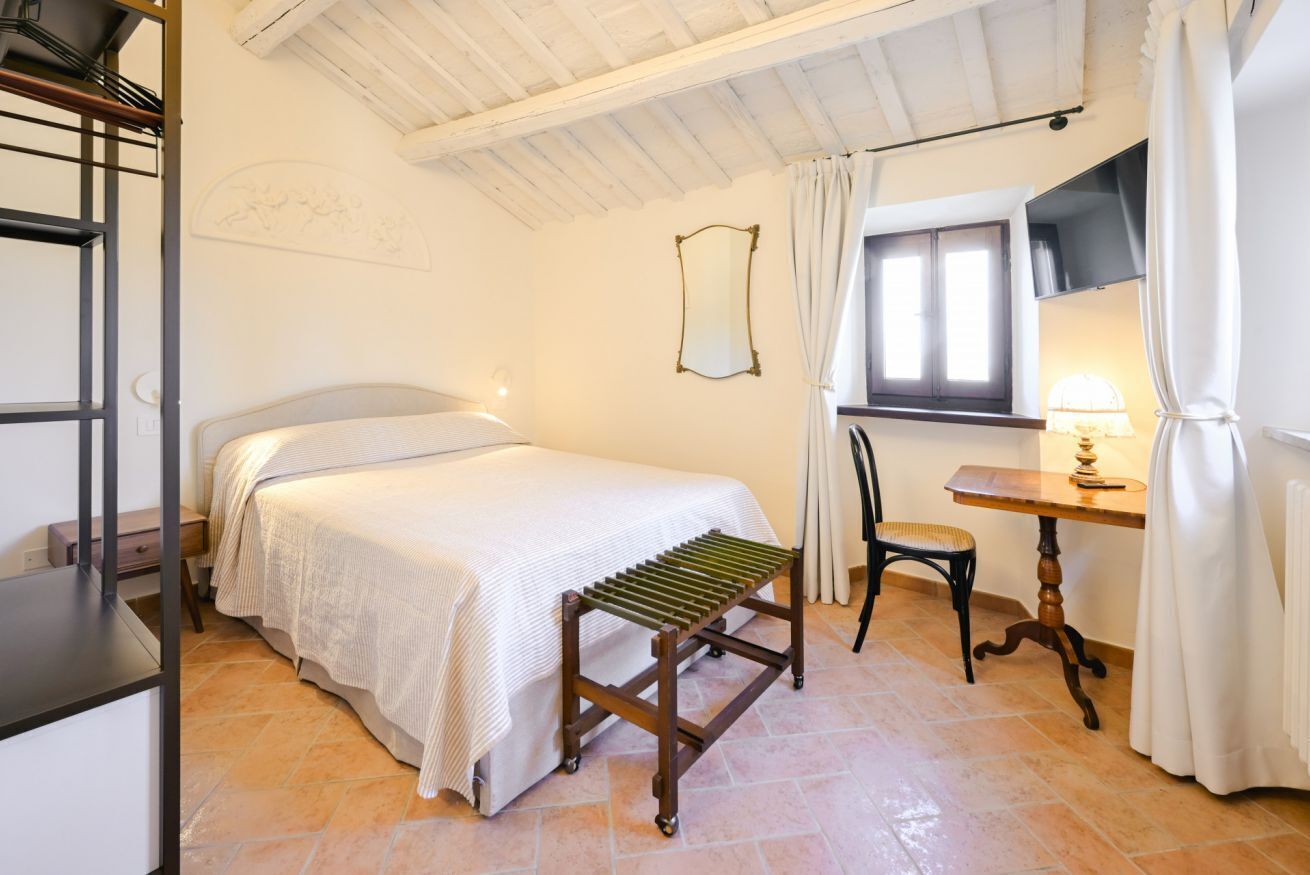 5 camere, ferro/asse da stiro, Wi-Fi gratuito, lenzuola