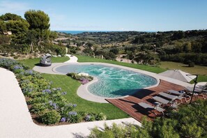Piscina externa