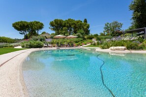 Piscina all'aperto