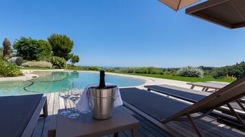 Piscina all'aperto