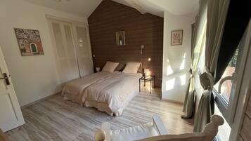 2 chambres, Wi-Fi gratuit, draps fournis