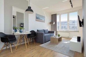 TV, offices - Modern Studio | Air Conditioning | Close to the Center (Warszawa)