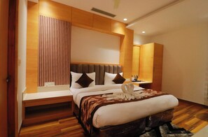 Double Room - Hotel RK Palace Near Kal Bhairav Temple  (Varanasi)