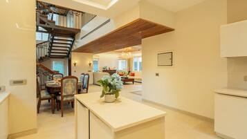 Luxury Villa, Balcony, Hill View | Interior
