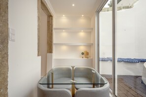 2 bedrooms - GRA A Terrace by Homing (Lisbon)