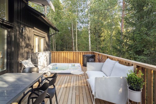 Luxury city cottage with jacuzzi and sauna - Villa Mia A