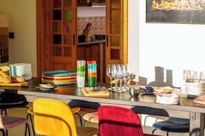 Dining - Between nature and elegance in the heart of the Luberon (Puget)