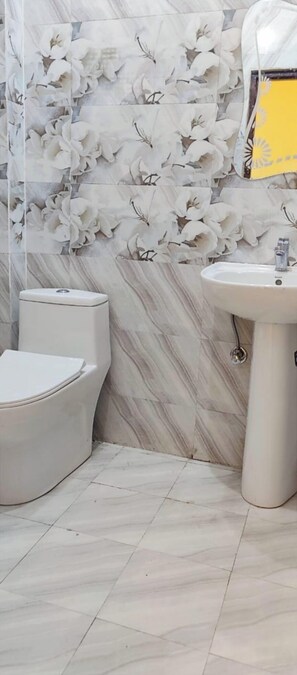 Bathroom - Hotel Ganga Sagar Uttarkashi (Uttarkashi)