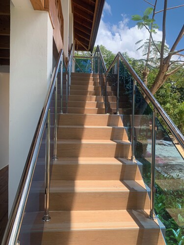 Fantastic 8-bedroom villa with AC in pleasant Higuey