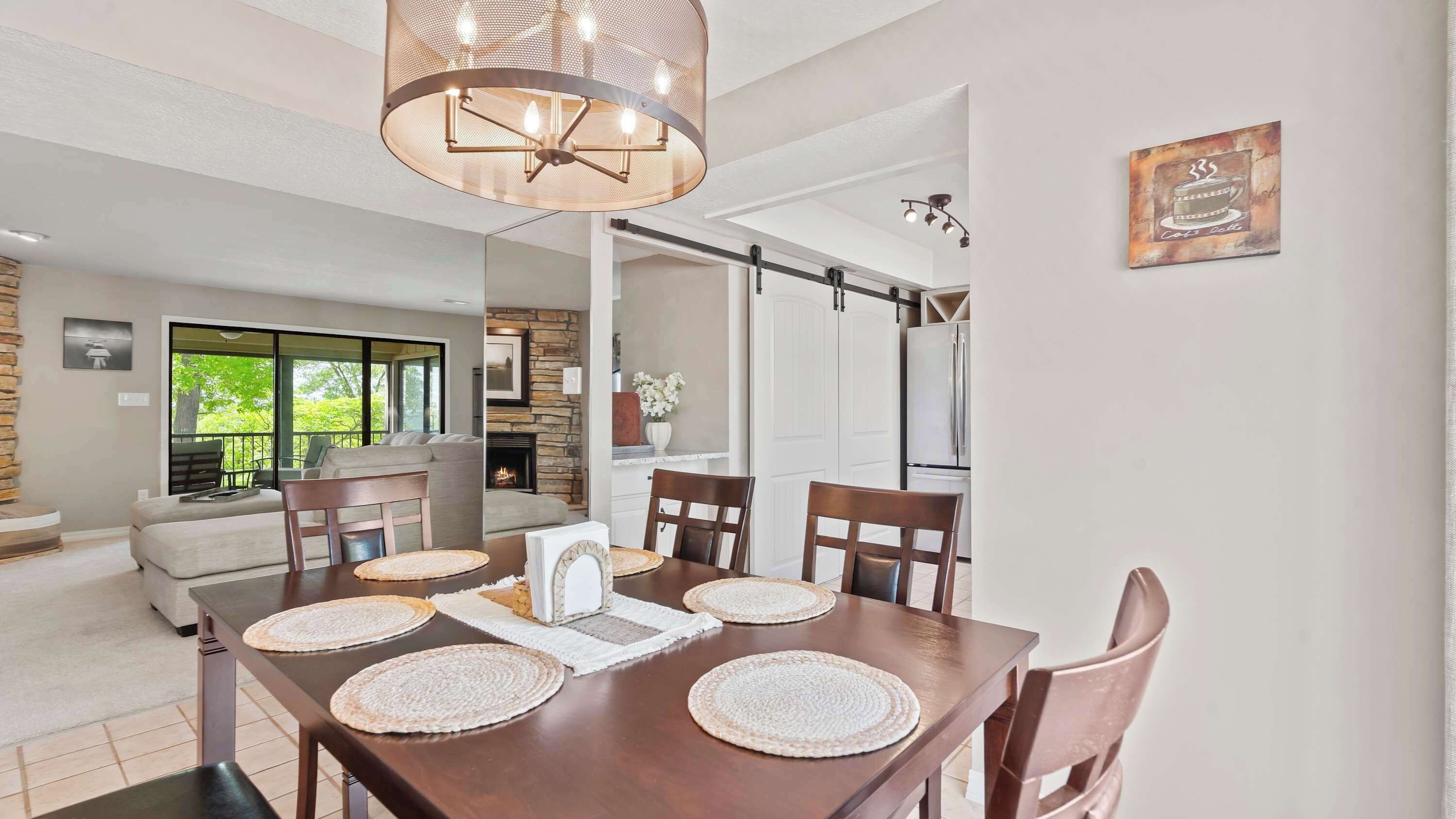 Condo, Multiple Beds, Balcony, Garden View (Lake Ozark Oasis) | Dining