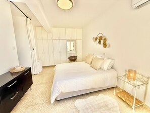 1 bedroom, iron/ironing board, free WiFi, bed sheets - Tala Panorama View Apartment (Tala)