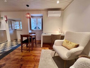 Interior - Corpus Christi 35-12 (Coimbra)