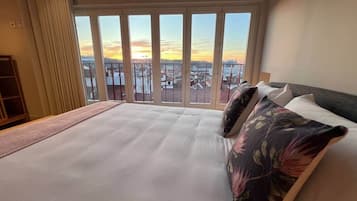 2 dormitorios, tabla de planchar con plancha, wifi y ropa de cama
