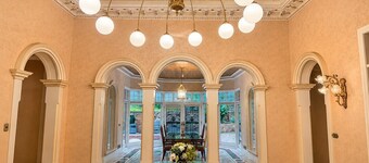 Oak Hill Grand Country Escape with Sunset Views