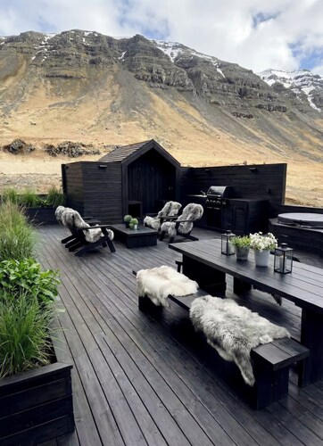 Waterfall Villa – Black Beach & Fjord Views