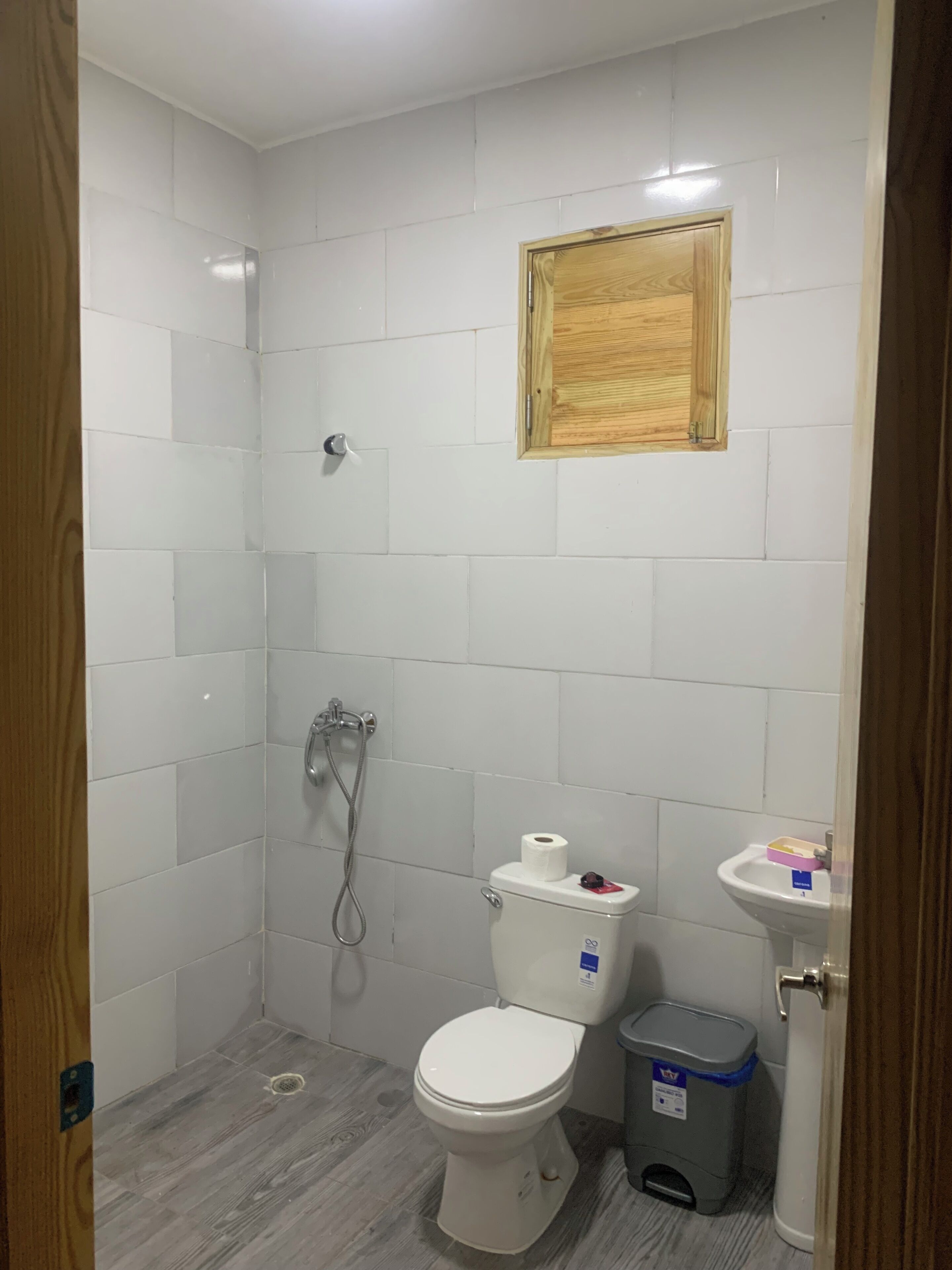 Towels, toilet paper