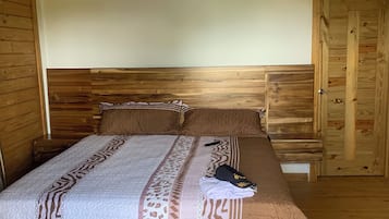 8 bedrooms, internet
