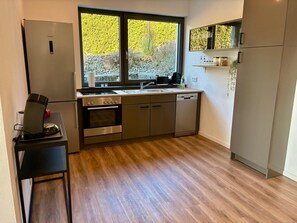 Microones, forn, placa de cuina i rentaplats 