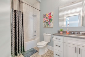 Bathroom - 1920 Craftsman FIFA Welcome near MARTA and Stadium (Atlanta)