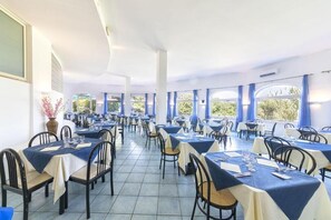 Dining - Hotel Bristol (Lacco Ameno)