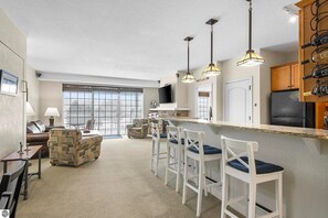 Smart TV - Bird's Eye View at Hawk's Eye (Bellaire)