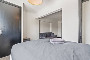 2 chambres, bureau, fer et planche à repasser, Wi-Fi