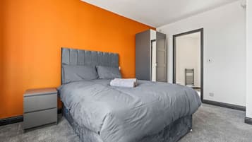1 bedroom, iron/ironing board, WiFi, bed sheets