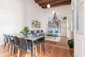 Dining - MOT Rentals + CostaRica - 6 Bd Palermo Soho (Buenos Aires)