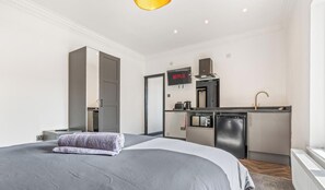 1 Schlafzimmer, Bügeleisen/Bügelbrett, WLAN, Bettwäsche