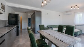 Interior - Villa Paola by Villas Guide (Vinež)