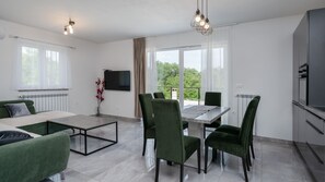 Interior - Villa Paola by Villas Guide (Vinež)