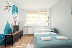 Studio suite | Een strijkplank/strijkijzer, gratis wifi