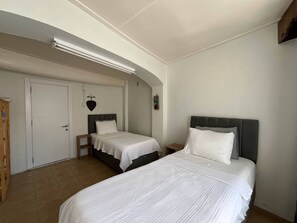 Room - Aynur Hanım'ın Konukevi (Ayvalık)