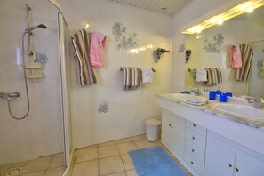 Dusche, Haartrockner