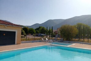 Piscine extérieure, piscine chauffée