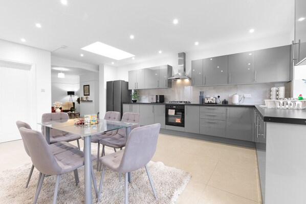 Family House, Patio | Private kitchen | Toaster, eco-friendly cleaning products, freezer - Spacious 4 Bed Semi-Detached Hse  (Stanmore)