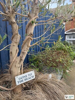 Exterior detail - Seagull Cottage - with free parking! (Norfolk)