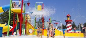 Zeeland Glamping Lodge for 2