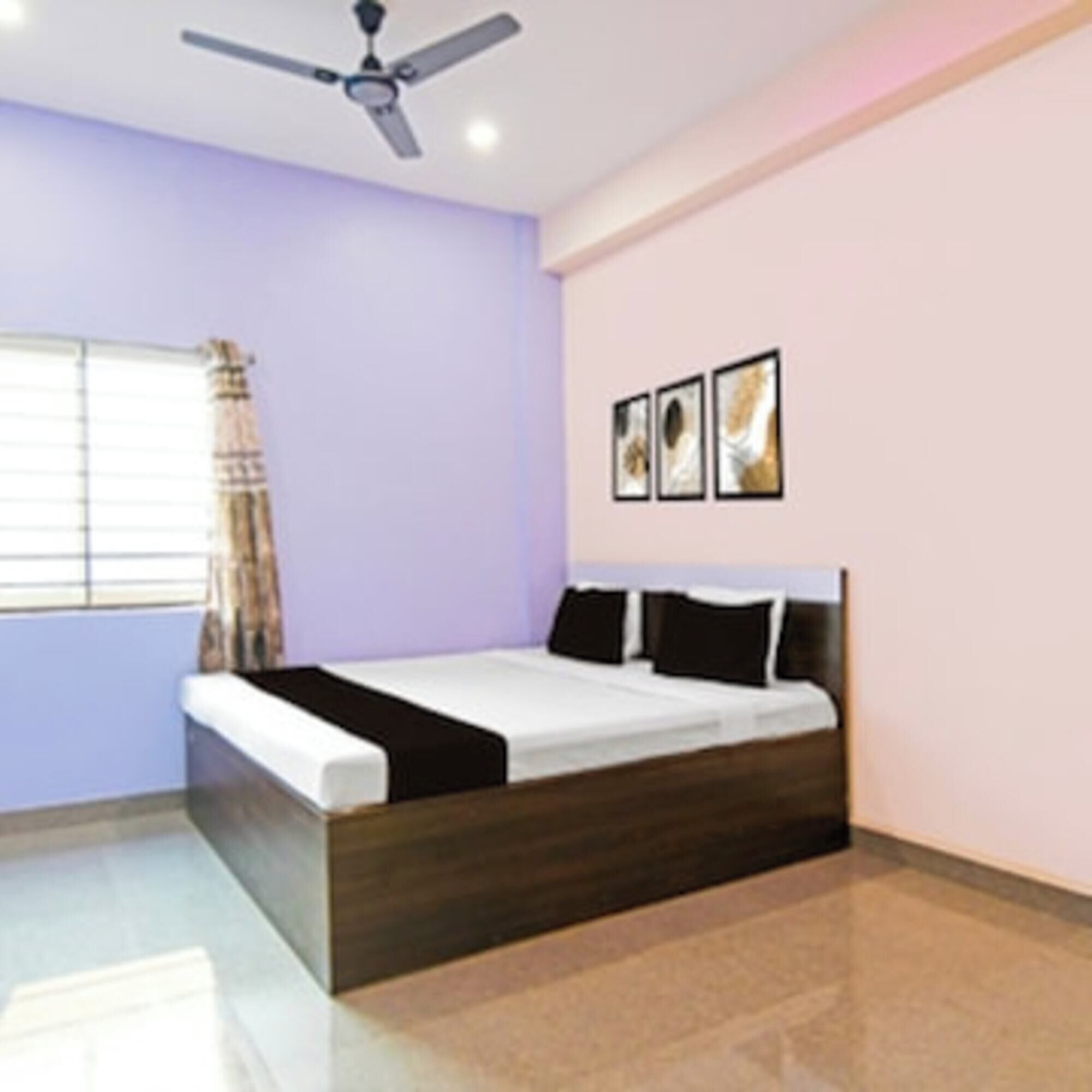 Quarto casal luxo, sacada, vista para a cidade