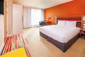 Standard Double Room | In-room safe, desk, laptop workspace, blackout drapes