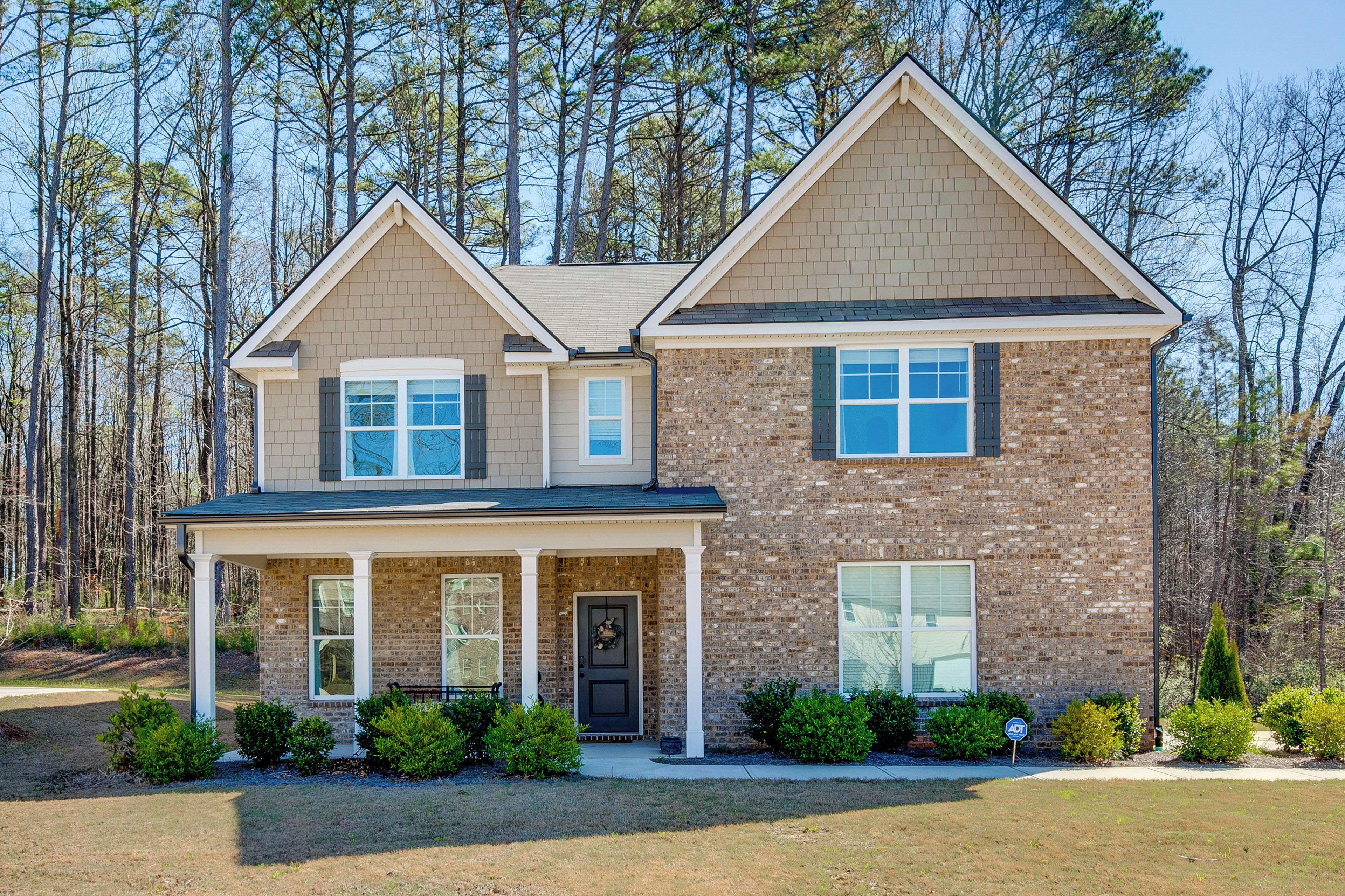 House (4 Bedrooms) | Front of property