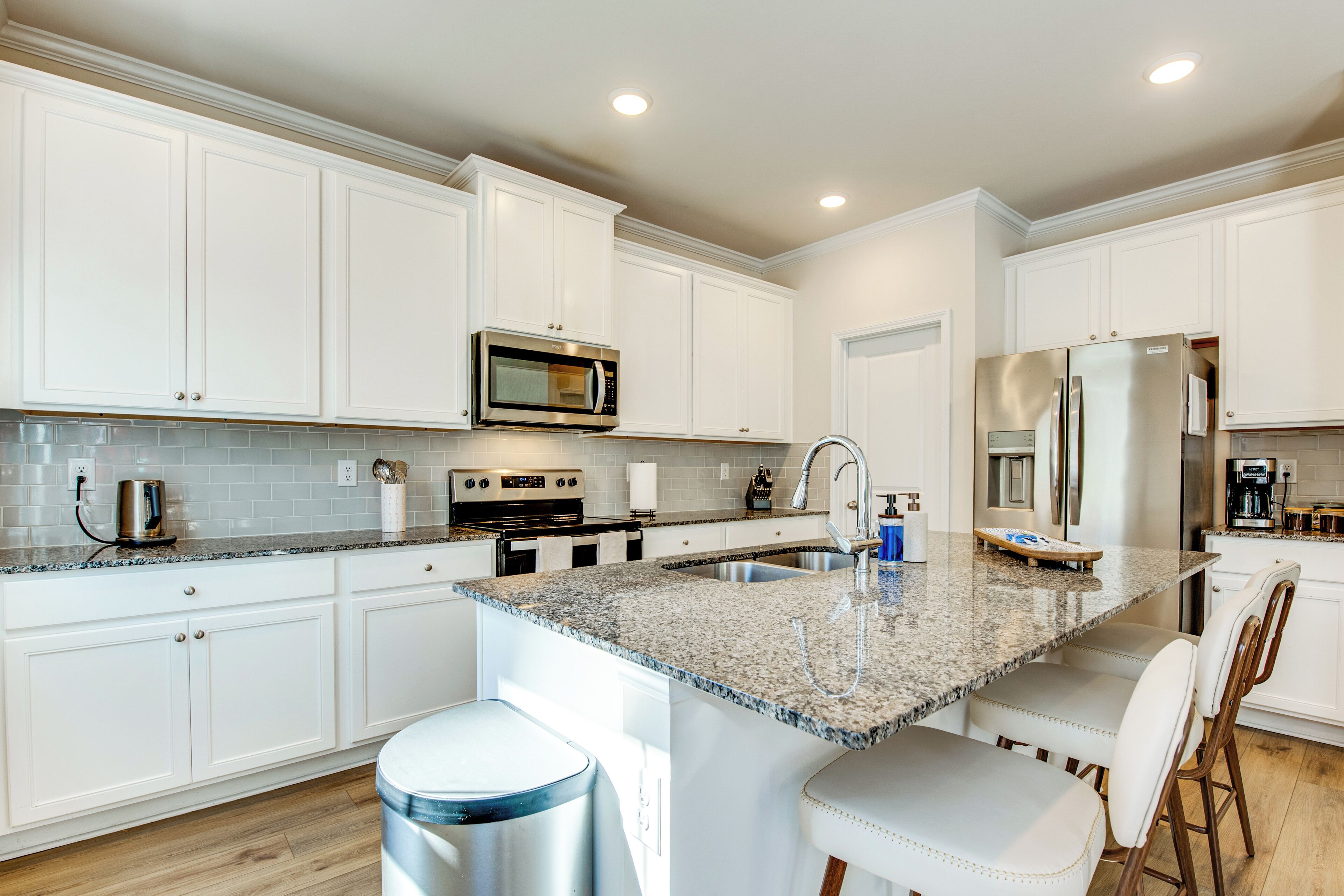 House (4 Bedrooms) | Interior