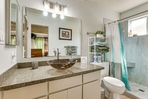 House (2 Bedrooms) | Interior - 55-plus Community w/ Pool! Snowbird Escape in Mesa (Mesa)