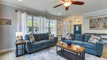 House (4 Bedrooms) | Bahagian dalam