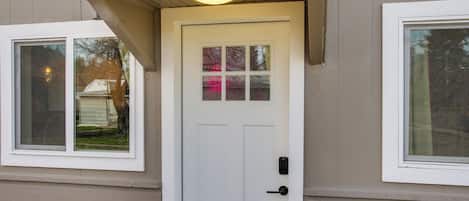 Apartment (0 Bedroom) | Interior