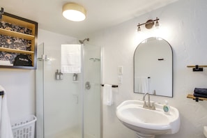 Huoneisto (0 Bedroom) | Sisätilat